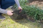 Tapis de jardin répulsif pour chats et chiens en plastique, 2 m – Image 2