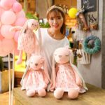 Peluche lapin à longues oreilles avec robe, 35 à 55 cm – Image 3