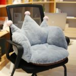 Coussin de chaise en peluche avec couronne, confortable, antidérapant, support lombaire – Image 3