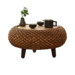 Table basse ronde en rotin pour le thé, fabriquée à la main