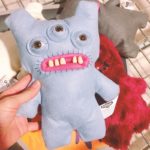 Peluche de monstre, adoptez un Fuggler, 23 cm – Image 4
