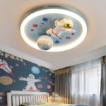 Plafonnier LED pour chambre d’enfant, 50 cm, astronaute dans l'espace, contrôle via APP ou télécommande