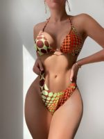 Ensemble maillot de bain et jupe de plage, imprimé retro – Image 3