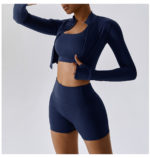 Ensemble de fitness 3 pièces, veste, top, short taille haute, sans couture, anti boulochage, anti-rétrécissement et respirant – Image 10
