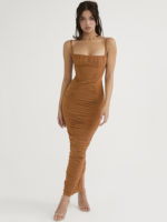 Robe longue froncée, corset élégant, bretelles spaghetti, dos nu, fermeture éclair