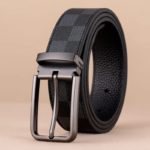 Ceinture en cuir à carreaux, avec boucle en alliage, de 105 à 130 cm
