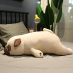 Peluche géante coussin, chien Carlin couché, douce et confortable, 50 à 85 cm – Image 2